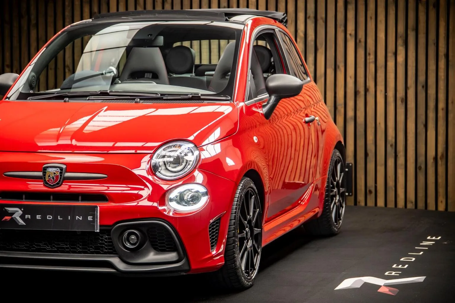 2024 Abarth 695 695C Competizione, 12/30