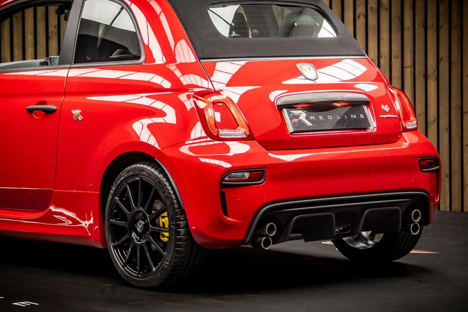 2024 Abarth 695 695C Competizione, 19/30