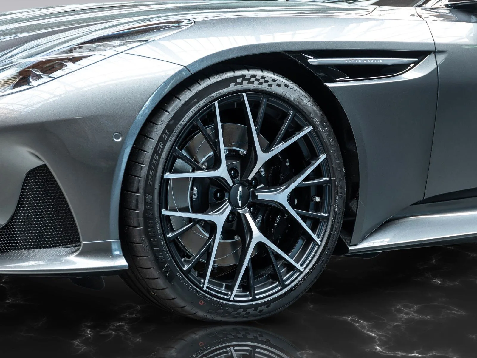 2024 Aston Martin DB12, 13/30