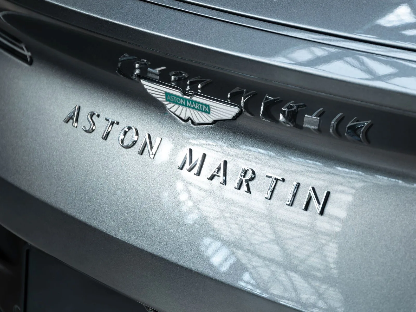 2024 Aston Martin DB12, 17/30