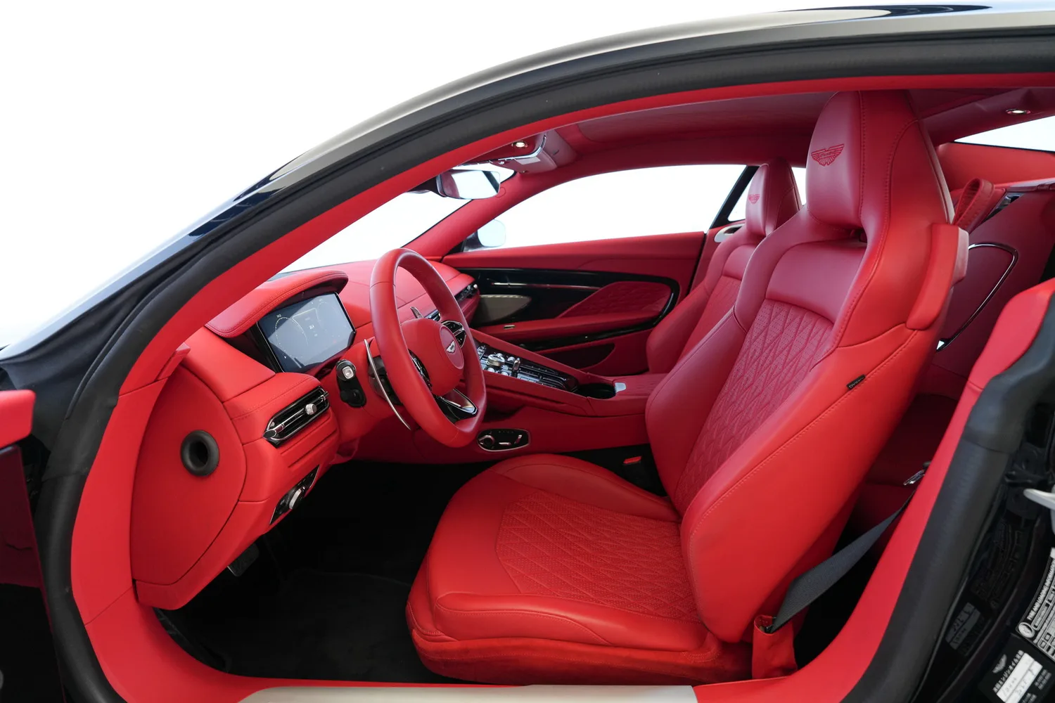 2024 Aston Martin DB12, 8/15
