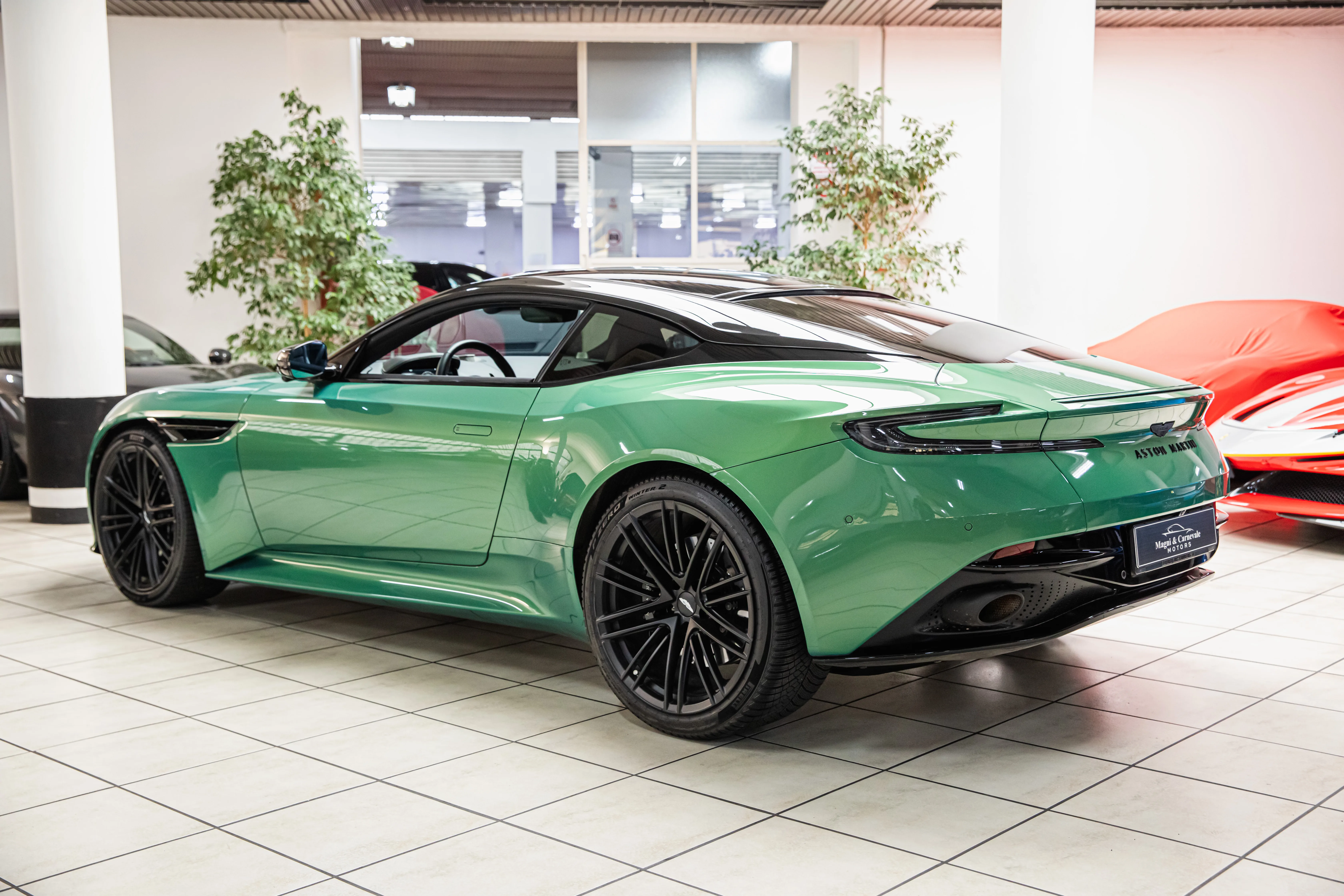 2024 Aston Martin DB12, 8/26