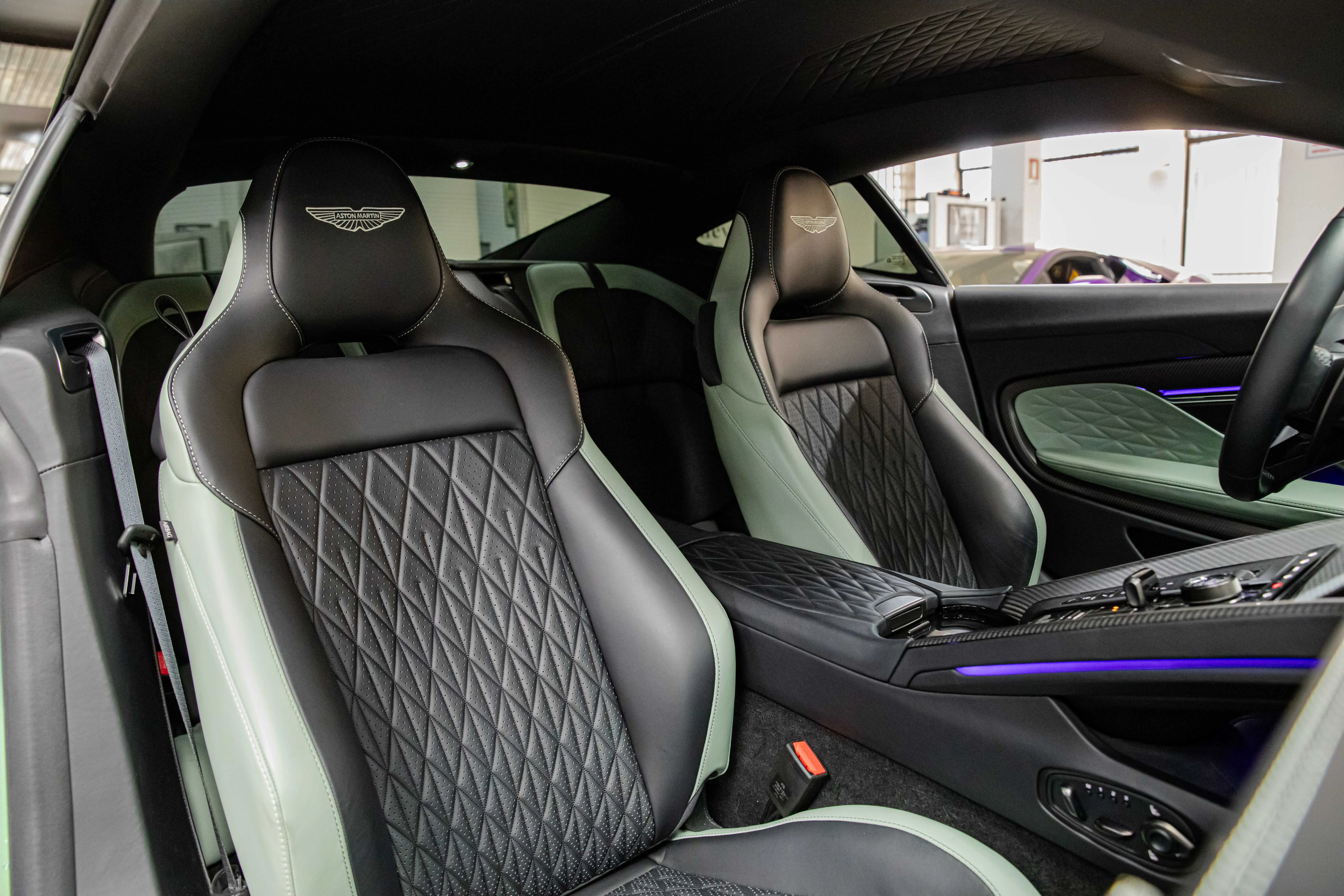 2024 Aston Martin DB12, 11/26