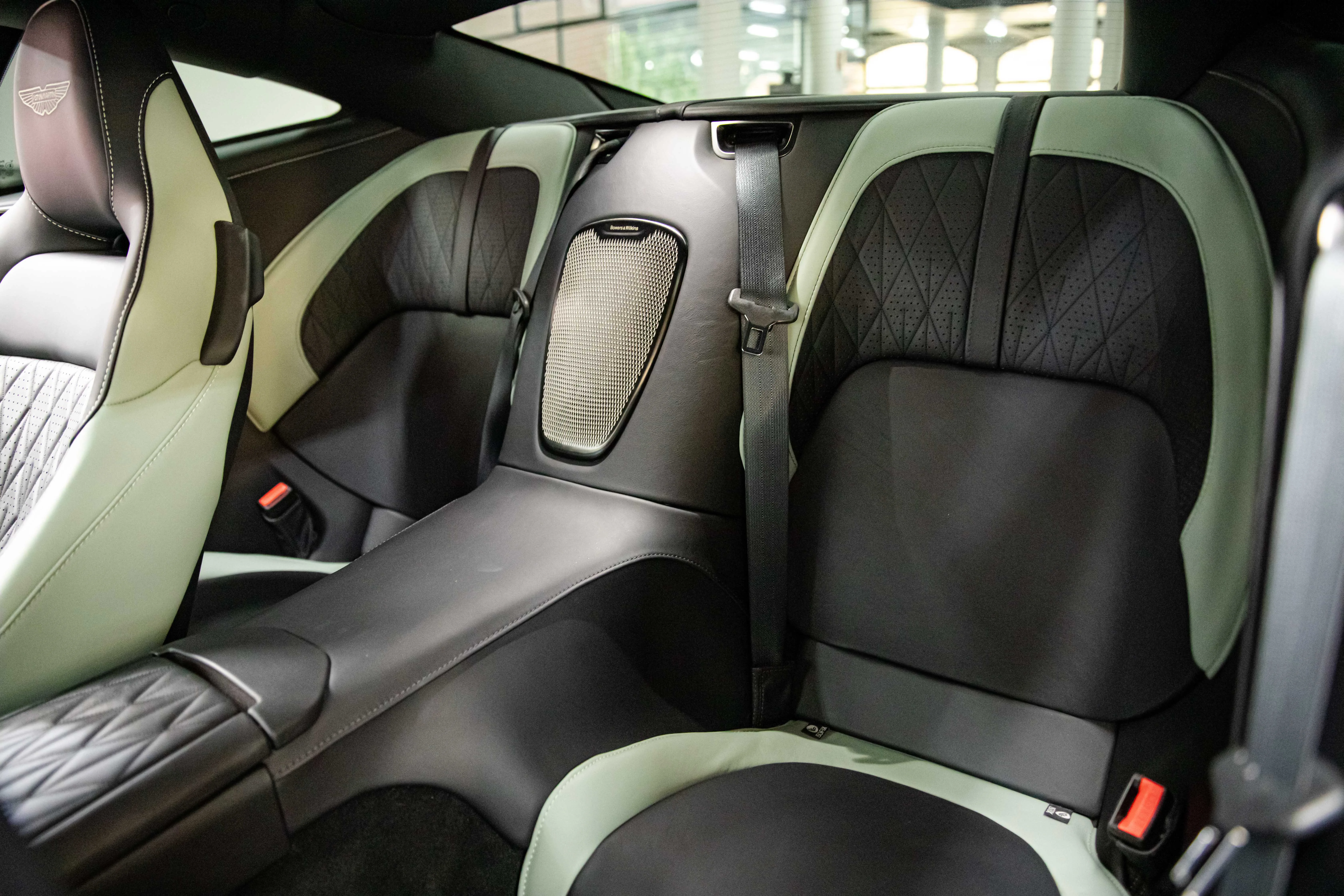 2024 Aston Martin DB12, 26/26