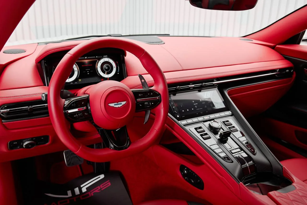 2024 Aston Martin DB12, 10/16