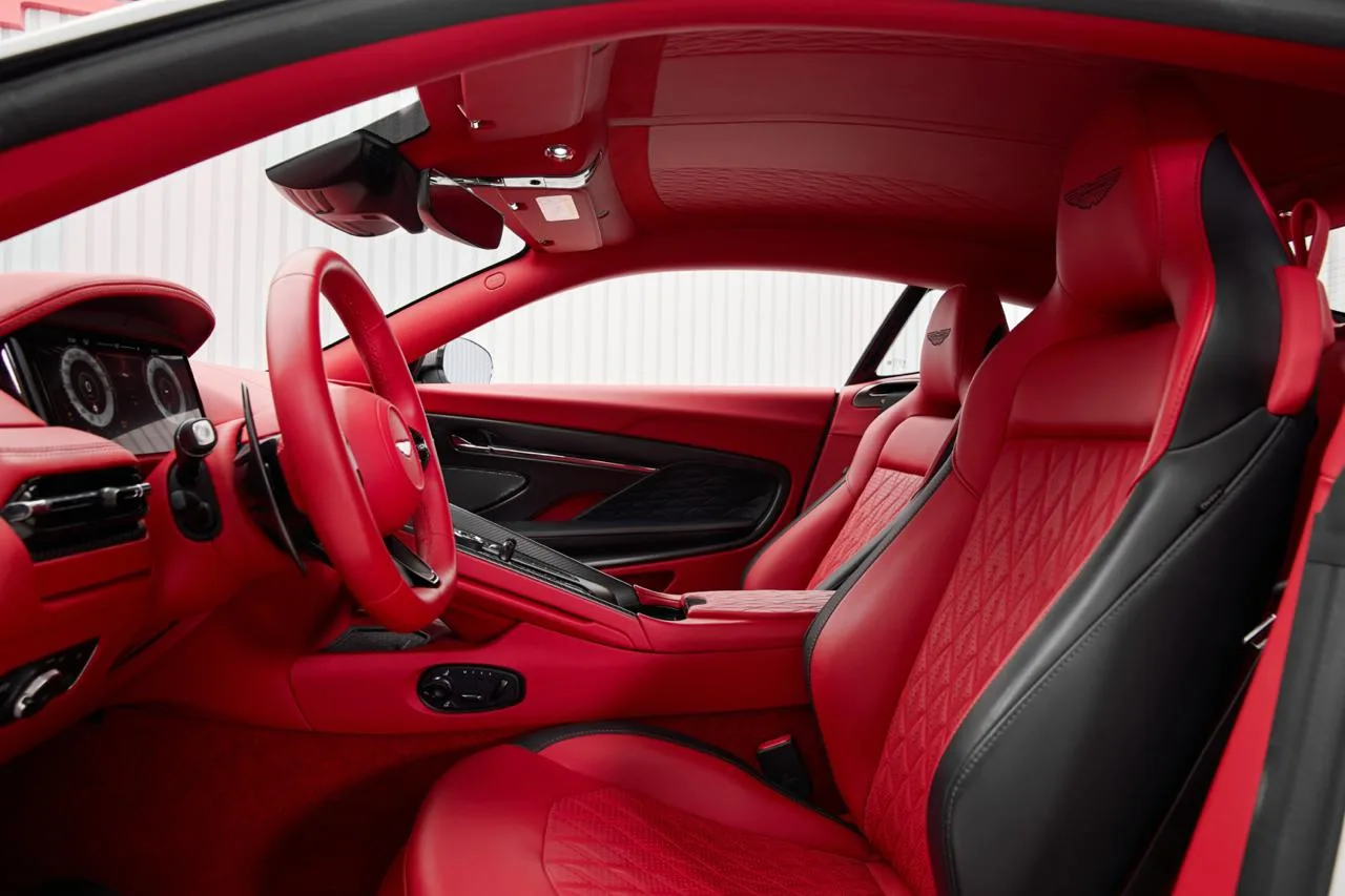 2024 Aston Martin DB12, 12/16