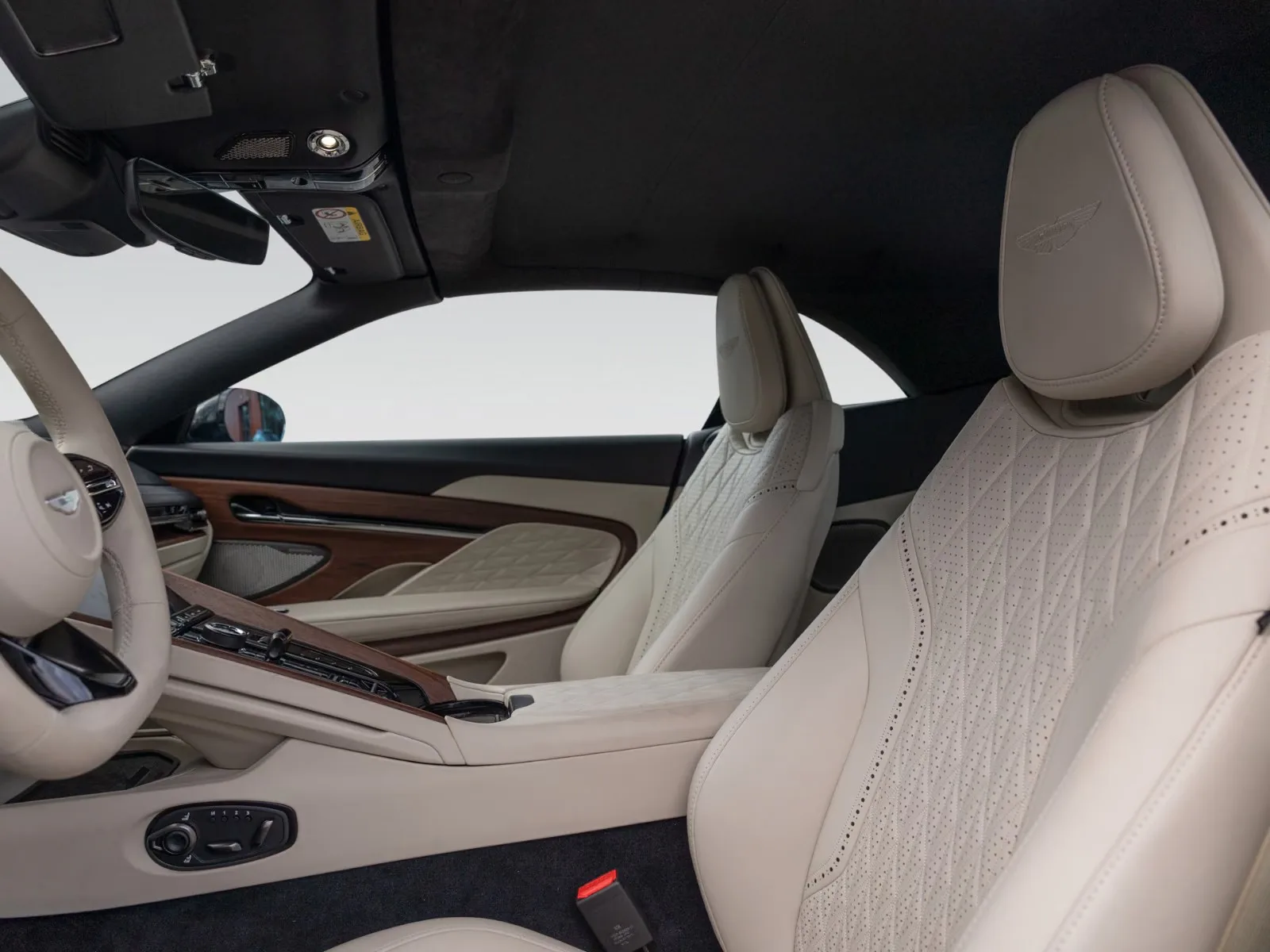 2024 Aston Martin DB12 Volante, 11/30