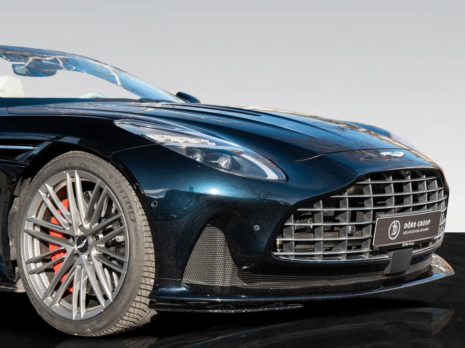 2024 Aston Martin DB12 Volante, 18/30