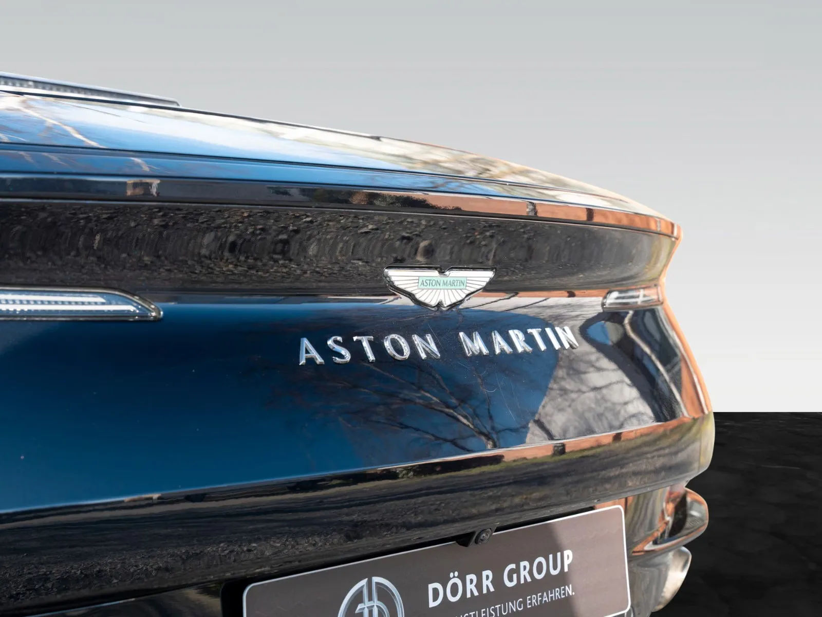 2024 Aston Martin DB12 Volante, 20/30