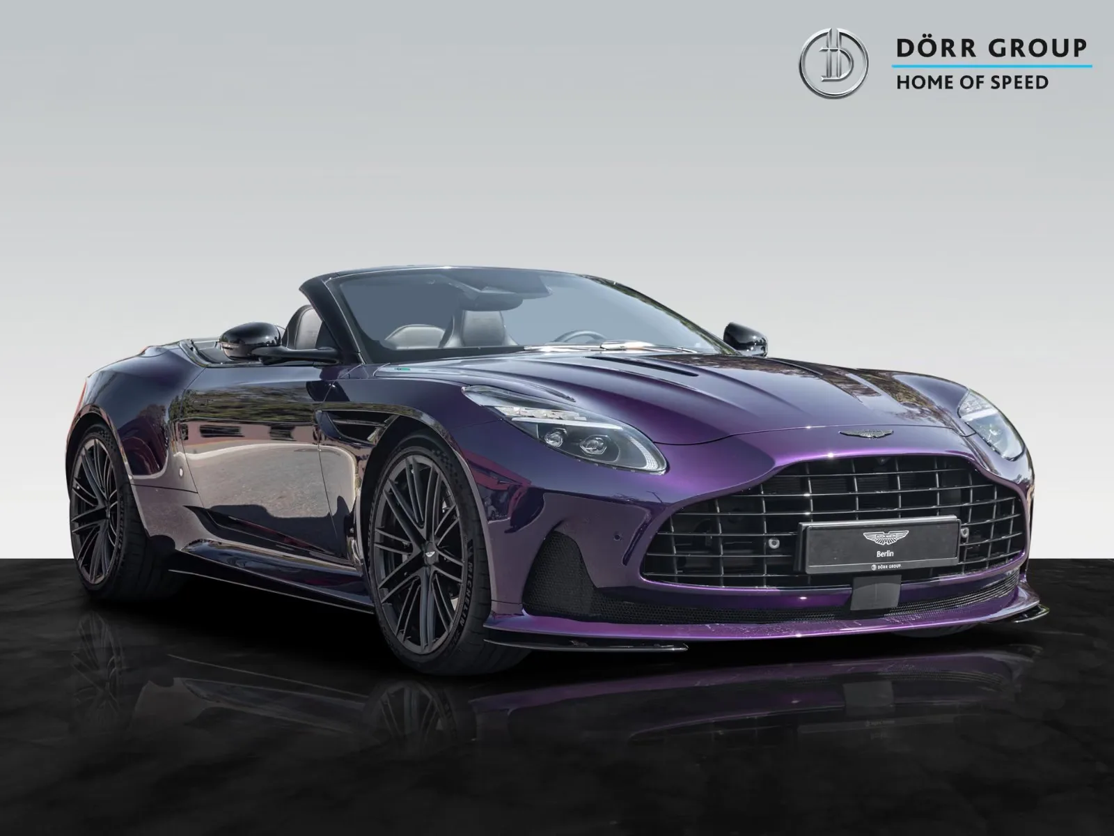 2024 Aston Martin DB12 Volante angeboten von einem Vertragshändler in Hockenheim, Deutschland, Hauptfoto