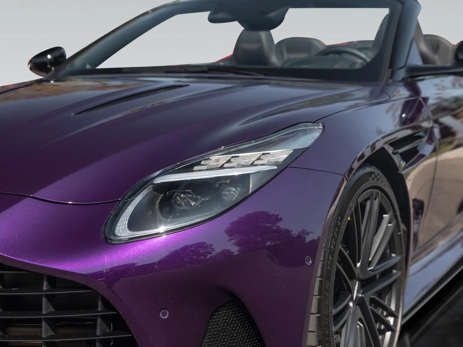 2024 Aston Martin DB12 Volante, 16/30