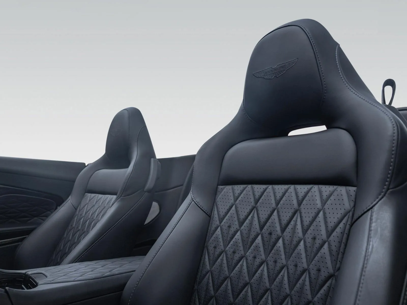 2024 Aston Martin DB12 Volante, 23/30