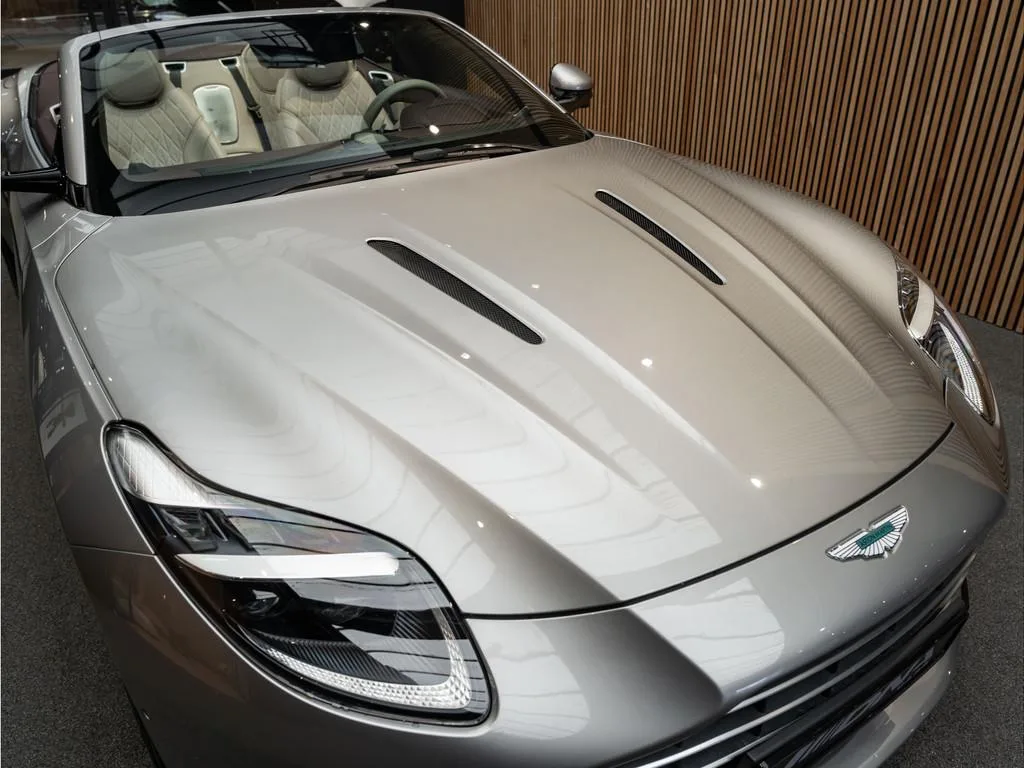2024 Aston Martin DB12 Volante, 21/30