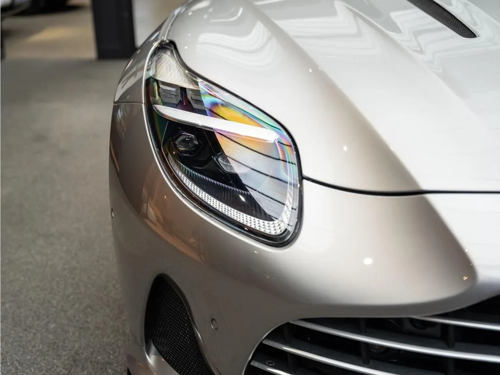 2024 Aston Martin DB12 Volante, 23/30