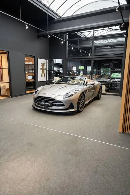 2024 Aston Martin DB12 Volante, 25/30