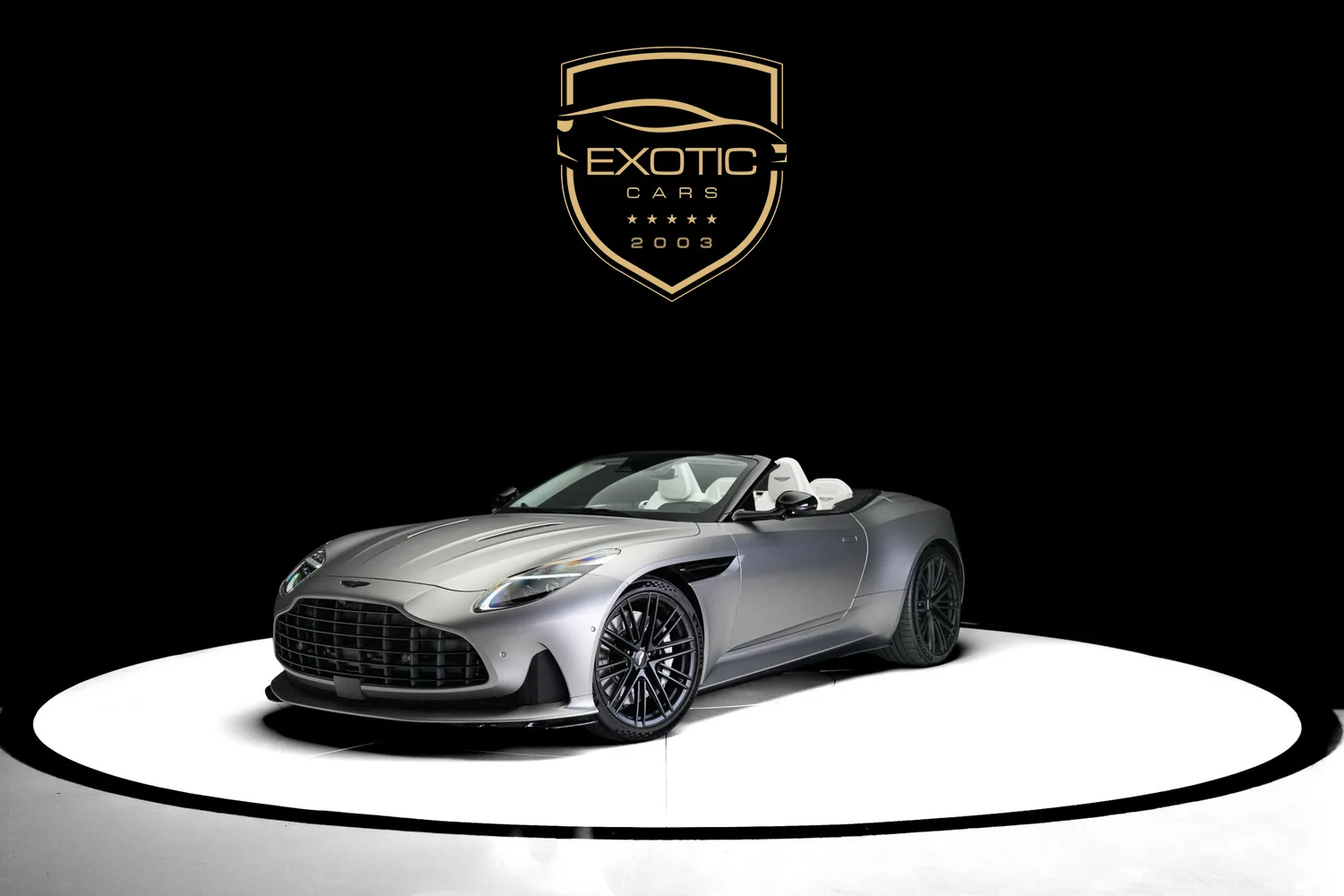 2024 Aston Martin DB12 Volante angeboten von einem Fachhändler in Dubai, Vereinigte Arabische Emirate, Hauptfoto