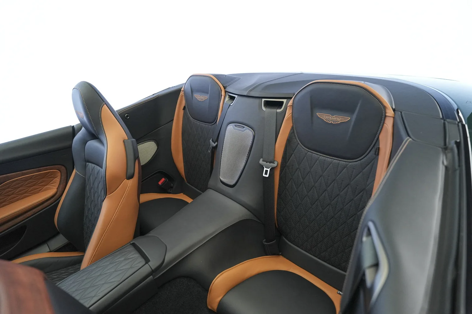 2024 Aston Martin DB12 Volante, 6/16