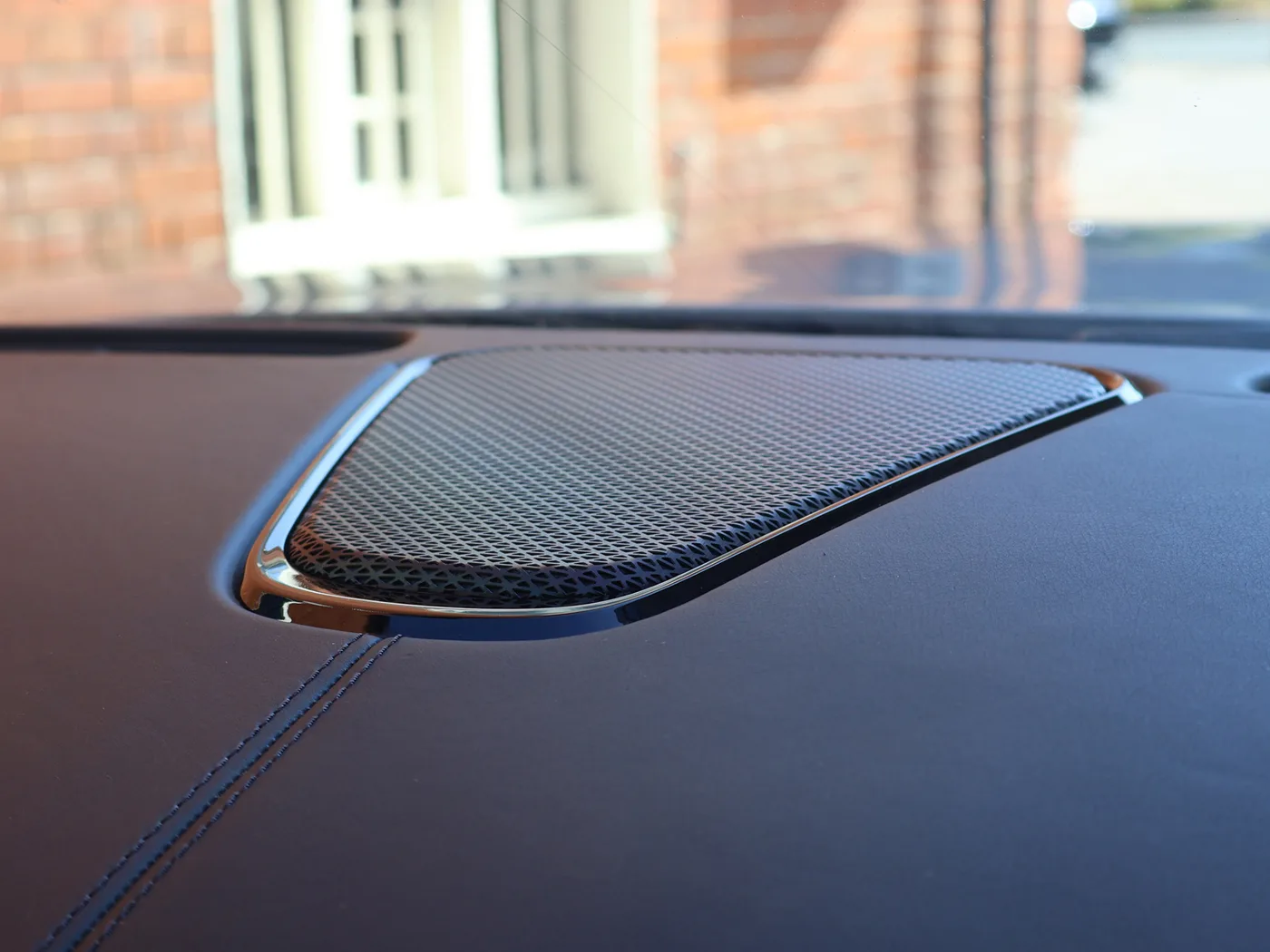 2024 Aston Martin DB12 Volante offered by a franchised dealer group in Pangbourne, United Kingdom, photo 24 of 25