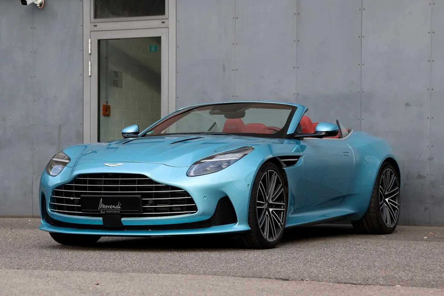 2024 Aston Martin DB12 Volante, 8/24