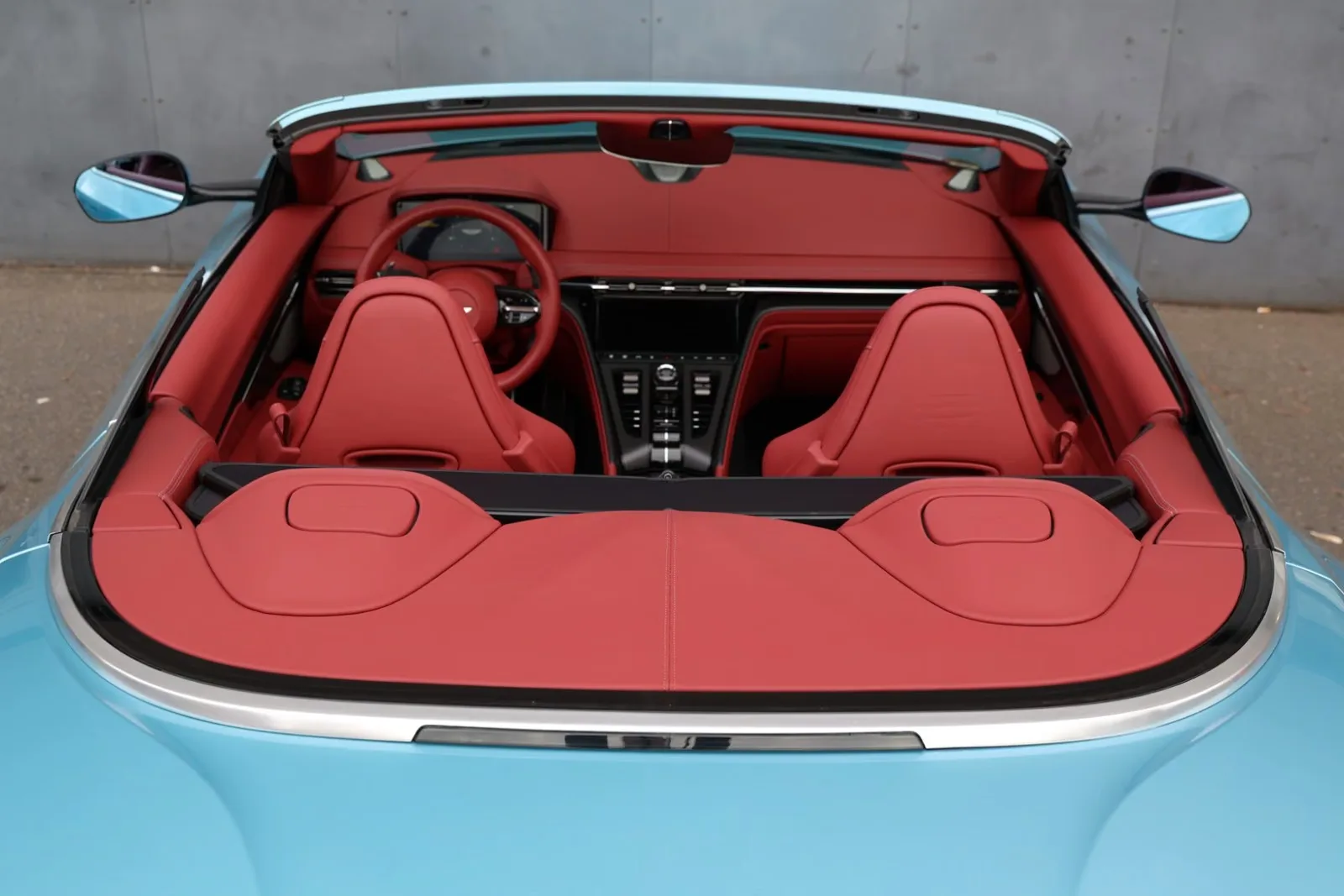 2024 Aston Martin DB12 Volante, 16/24