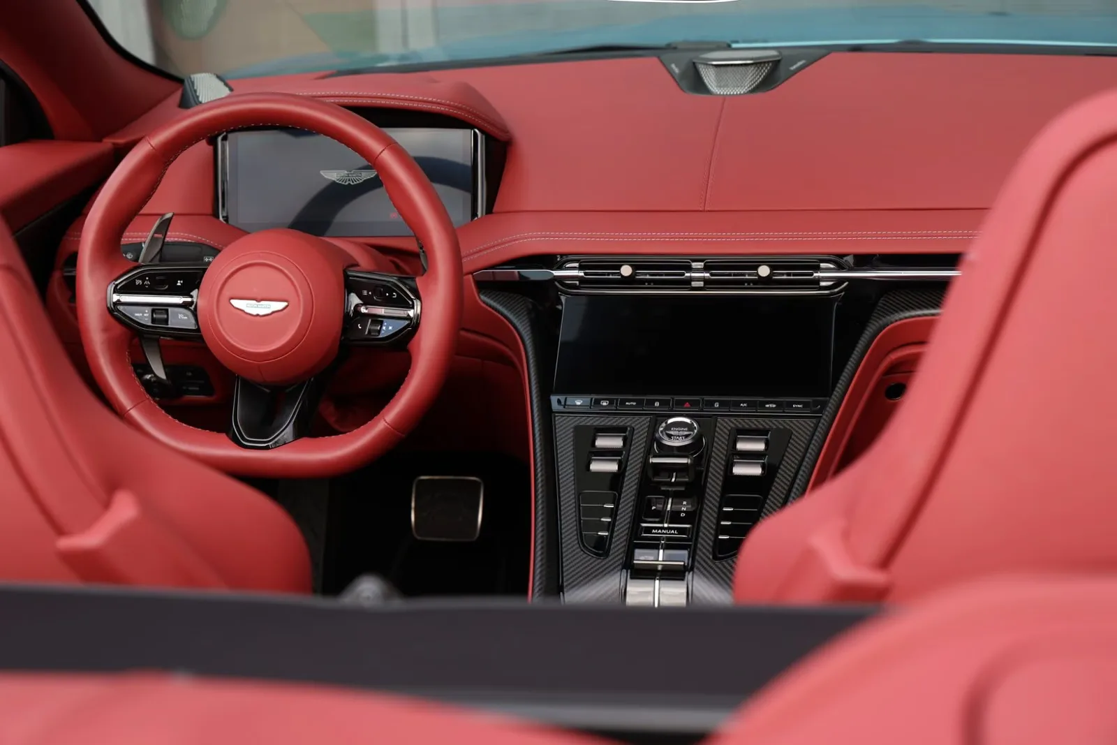 2024 Aston Martin DB12 Volante, 18/24