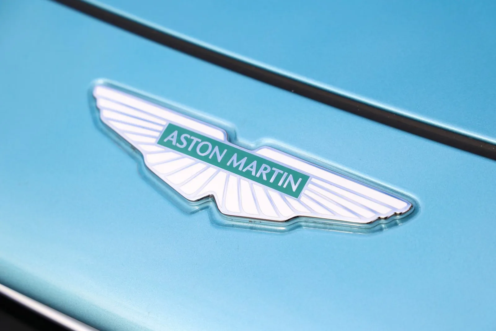 2024 Aston Martin DB12 Volante, 22/24