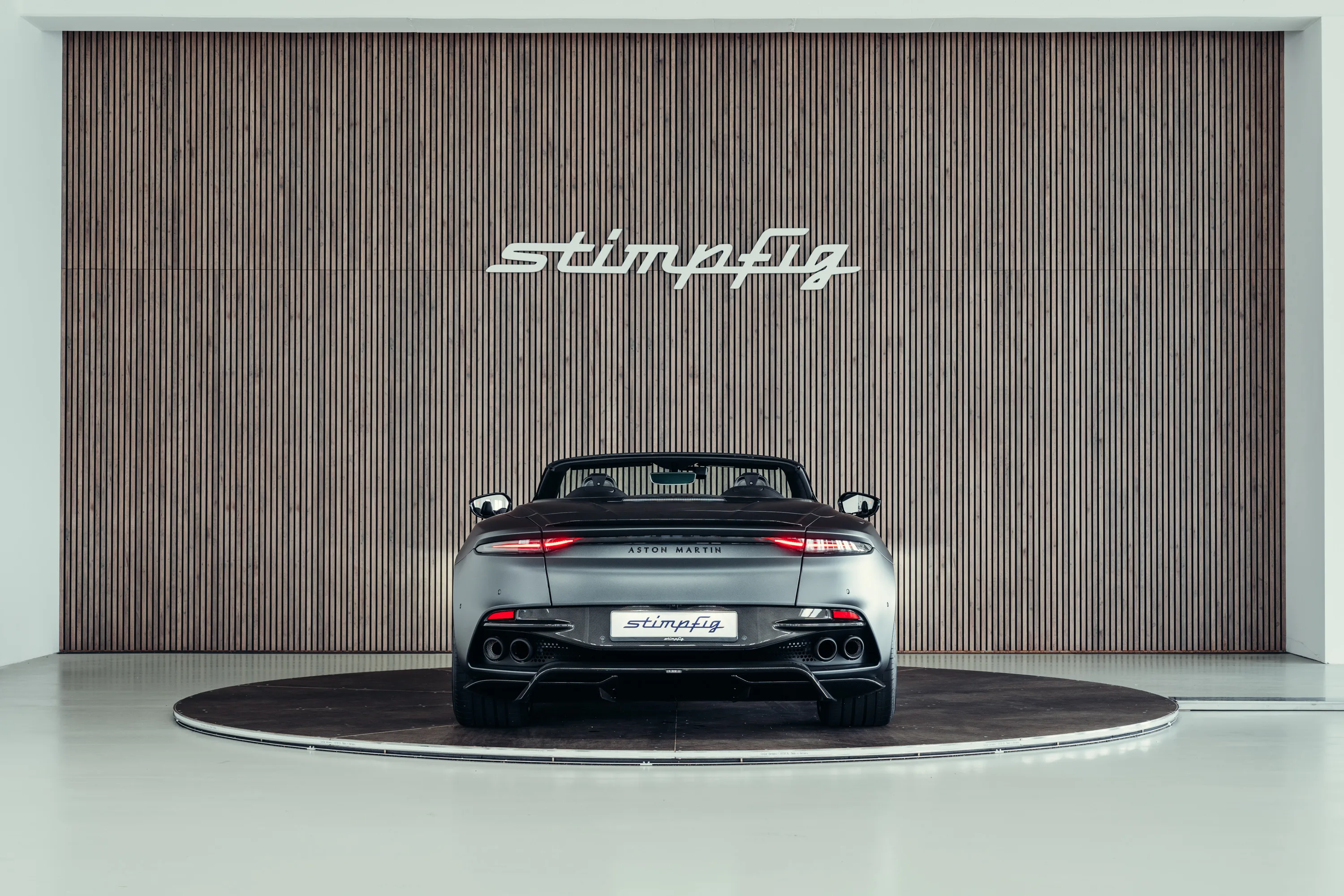 2024 Aston Martin DBS 770 Ultimate Volante, 4/30