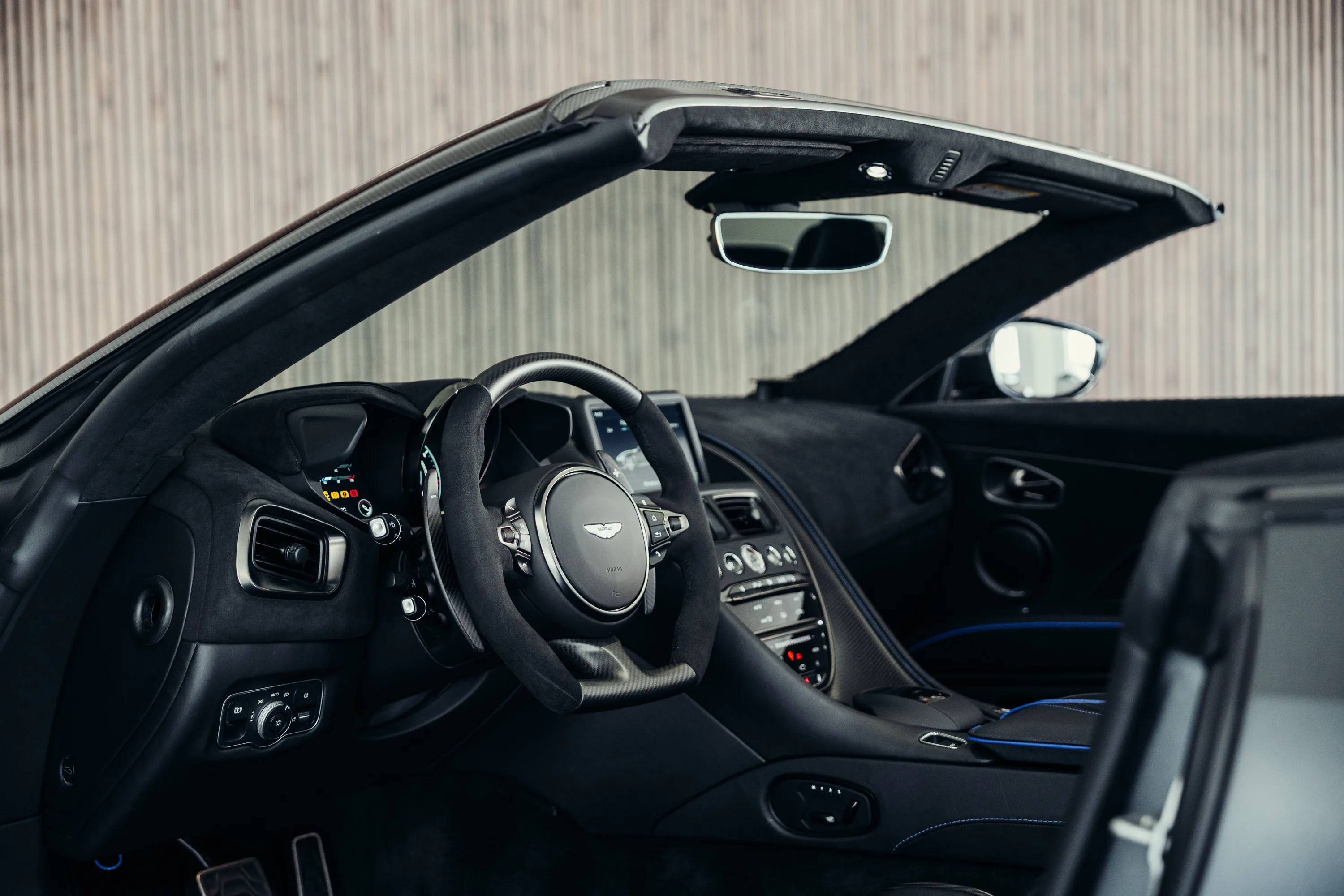 2024 Aston Martin DBS 770 Ultimate Volante, 21/30