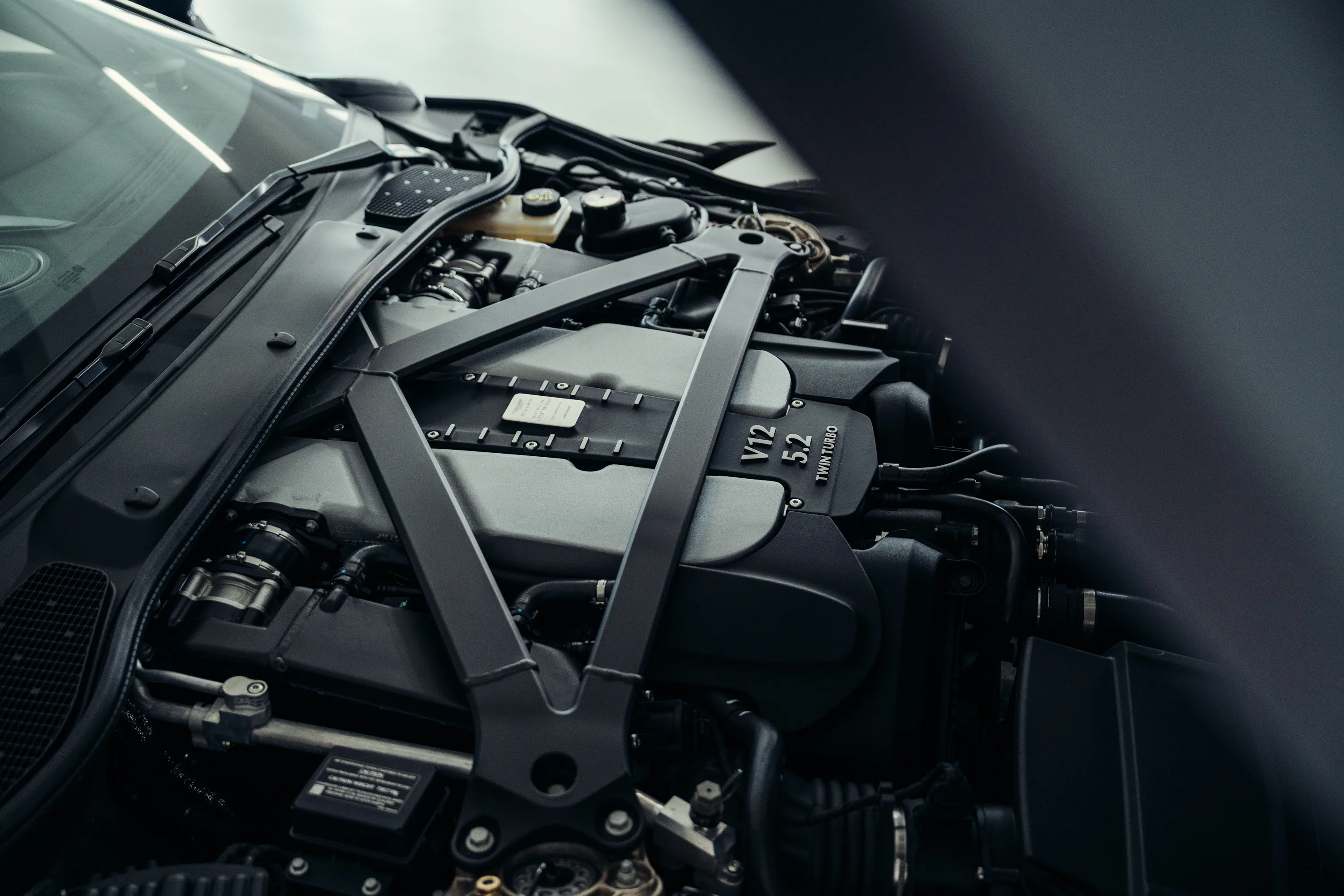 2024 Aston Martin DBS 770 Ultimate Volante, 30/30