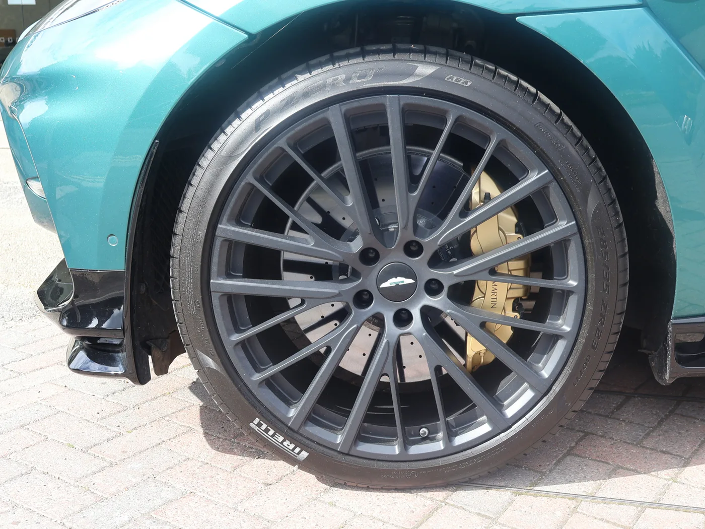 2024 Aston Martin DBX 707 angeboten von einer Vertragshändlergruppe in Pangbourne, Vereinigtes Königreich, Foto 3 von 25
