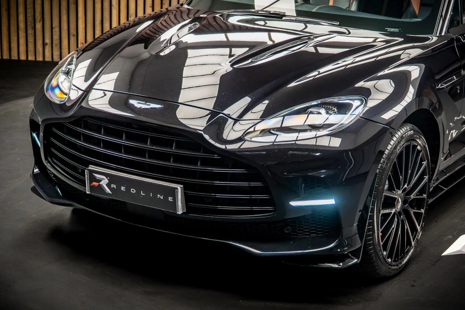 2024 Aston Martin DBX 707, 14/30