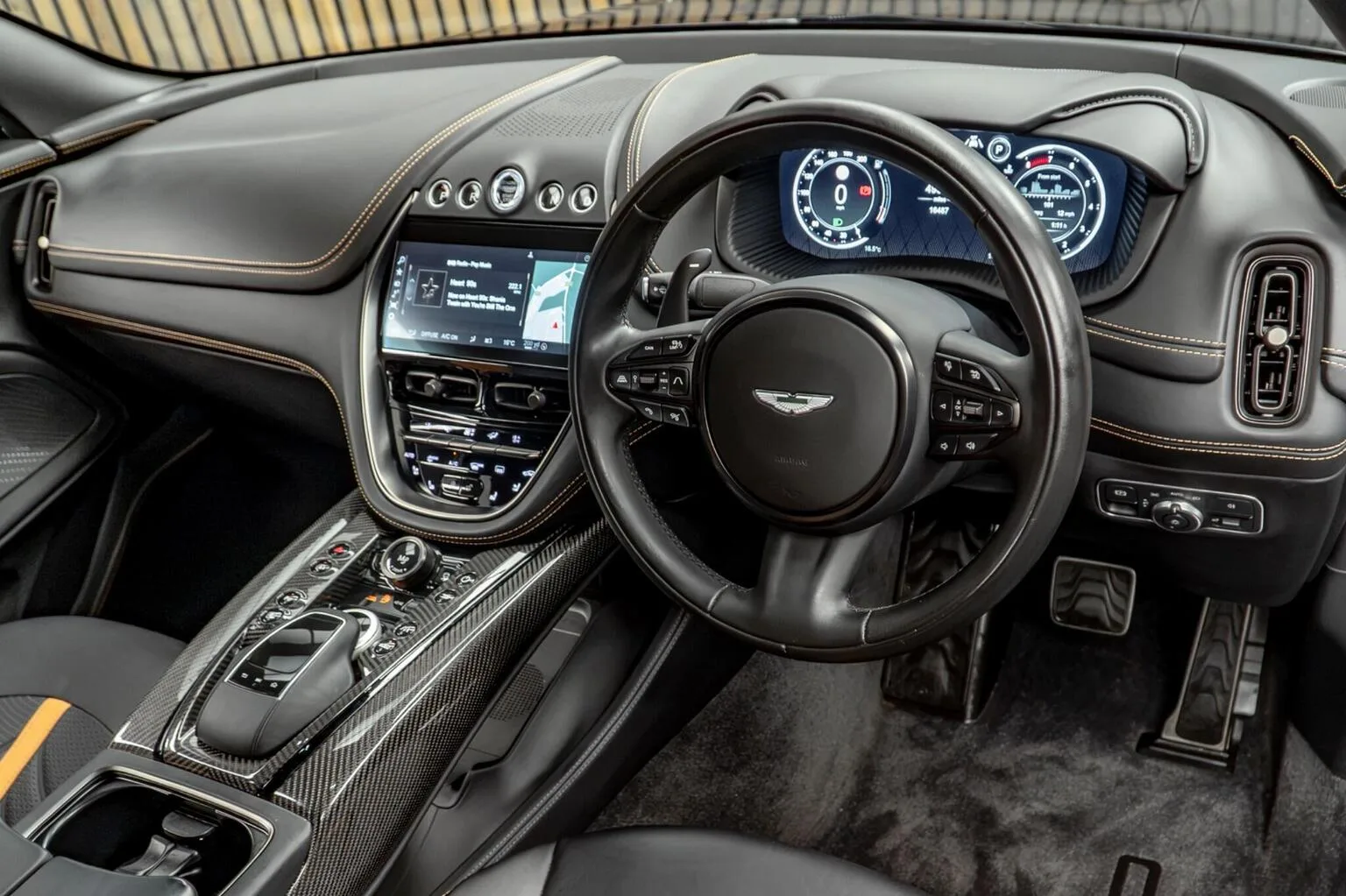 2024 Aston Martin DBX 707, 22/30