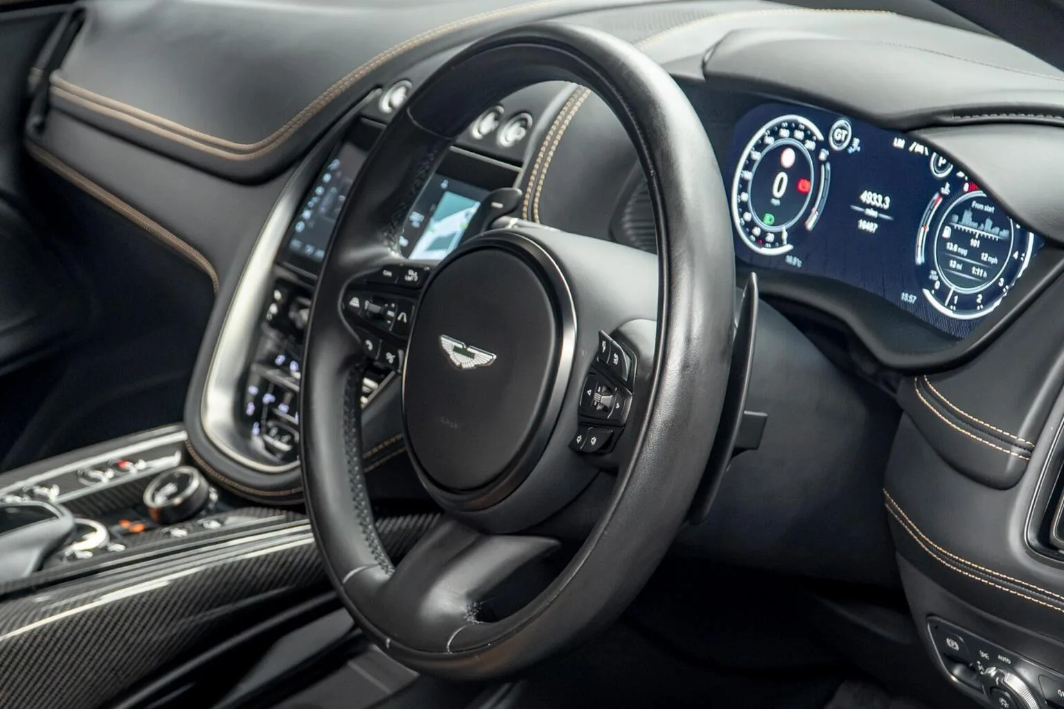 2024 Aston Martin DBX 707, 27/30