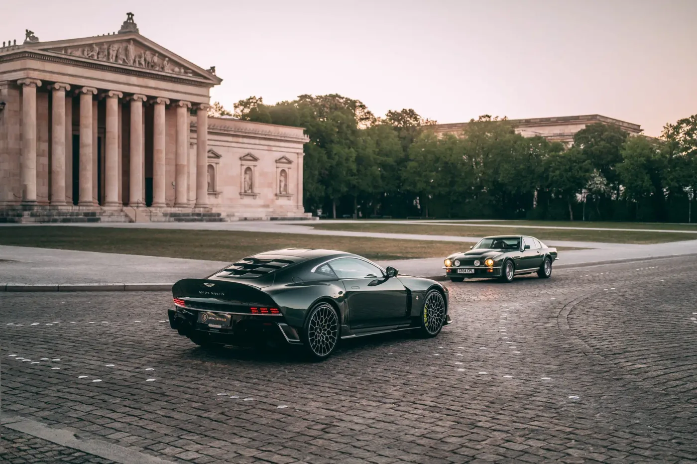 2024 Aston Martin Valour angeboten von einem Fachhändler in Munich, Deutschland, Foto 11 von 15