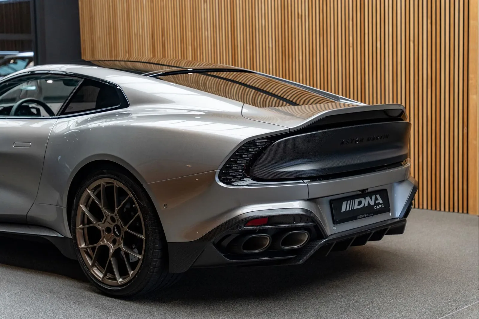 2024 Aston Martin Vanquish, 10/30