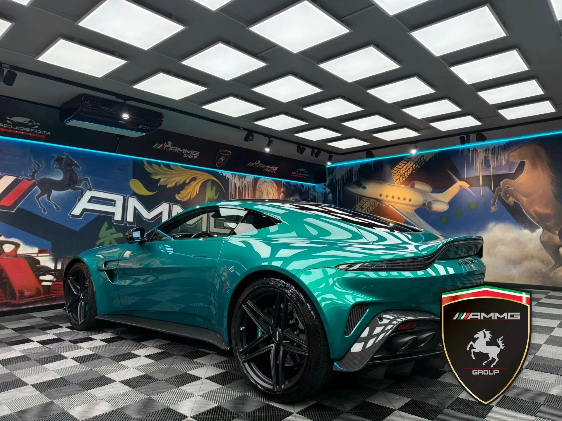 2024 Aston Martin Vantage, 7/15