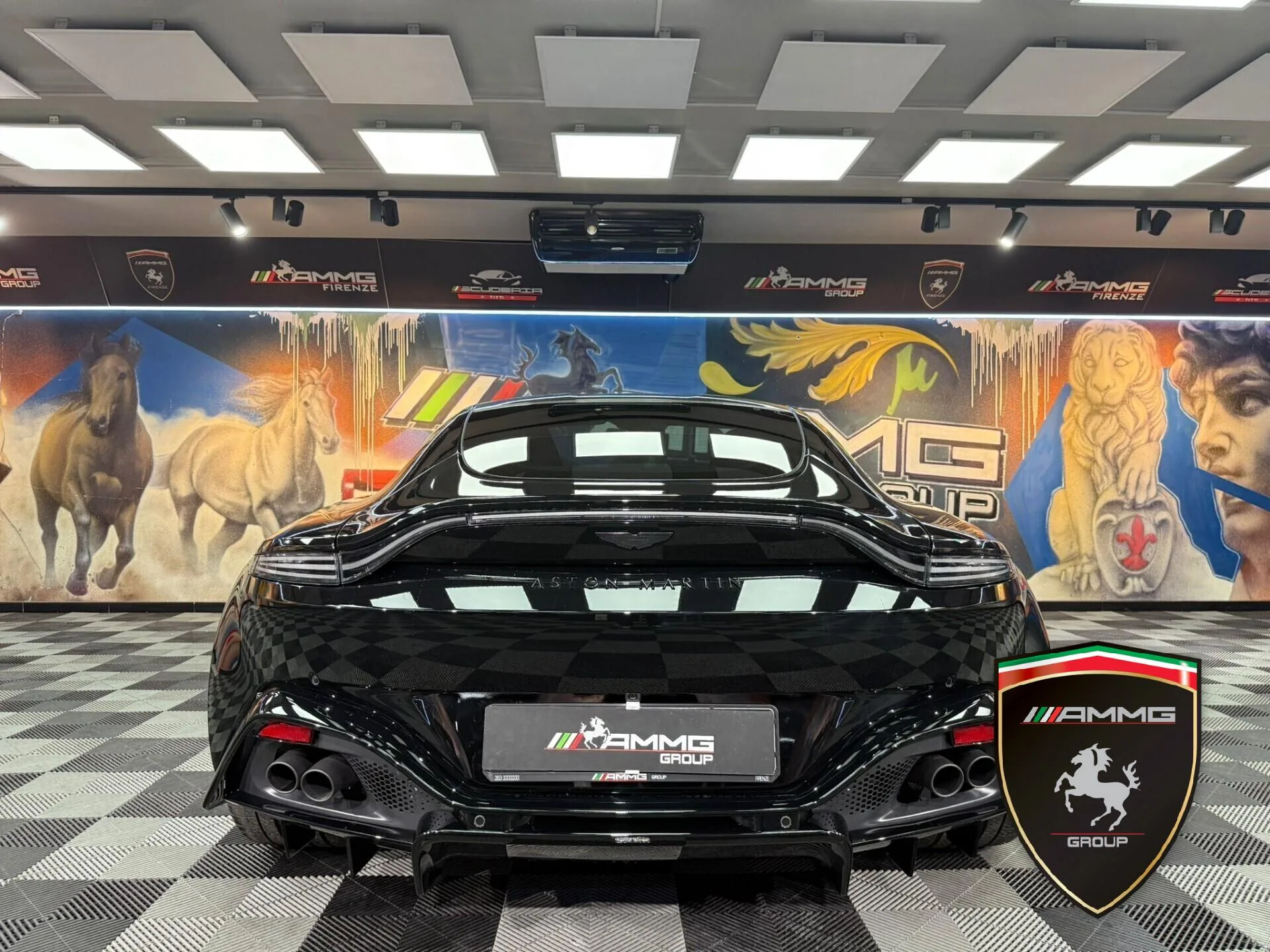 2024 Aston Martin Vantage F1 Edition, 5/15
