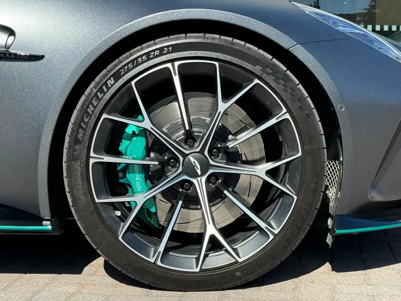 2024 Aston Martin Vantage, 4/24
