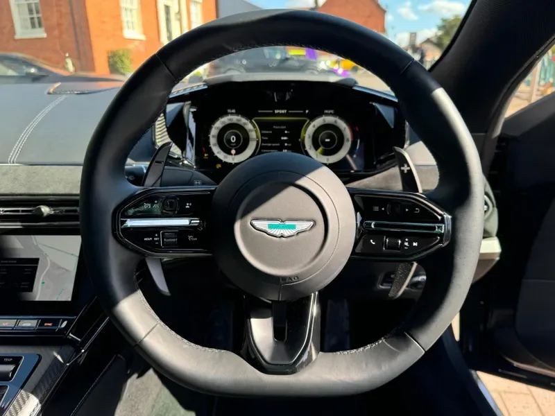 2024 Aston Martin Vantage, 11/24