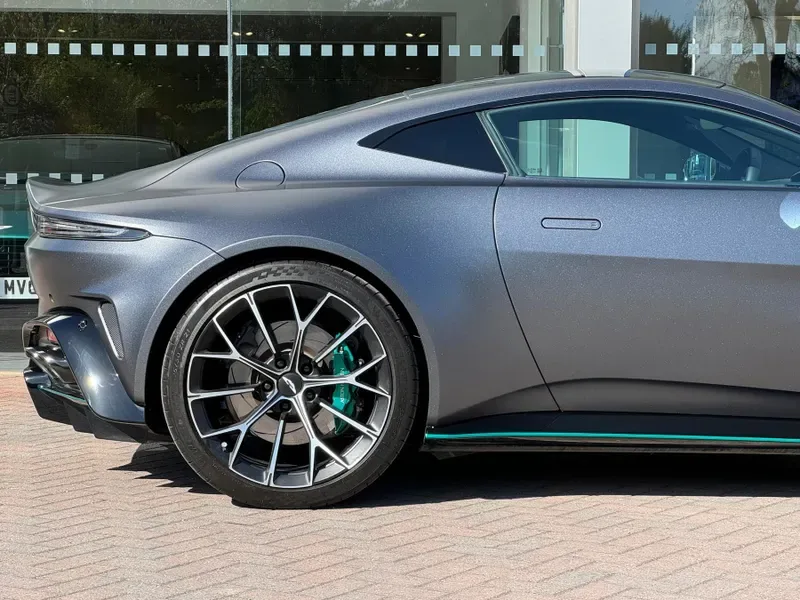 2024 Aston Martin Vantage, 15/24