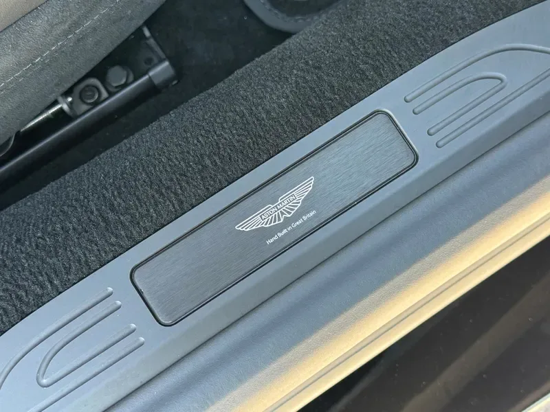 2024 Aston Martin Vantage, 18/24