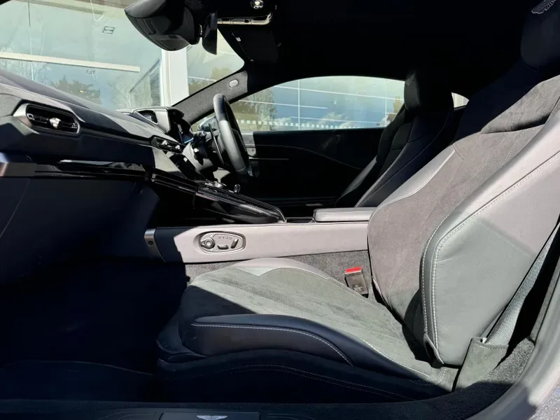 2024 Aston Martin Vantage, 22/24