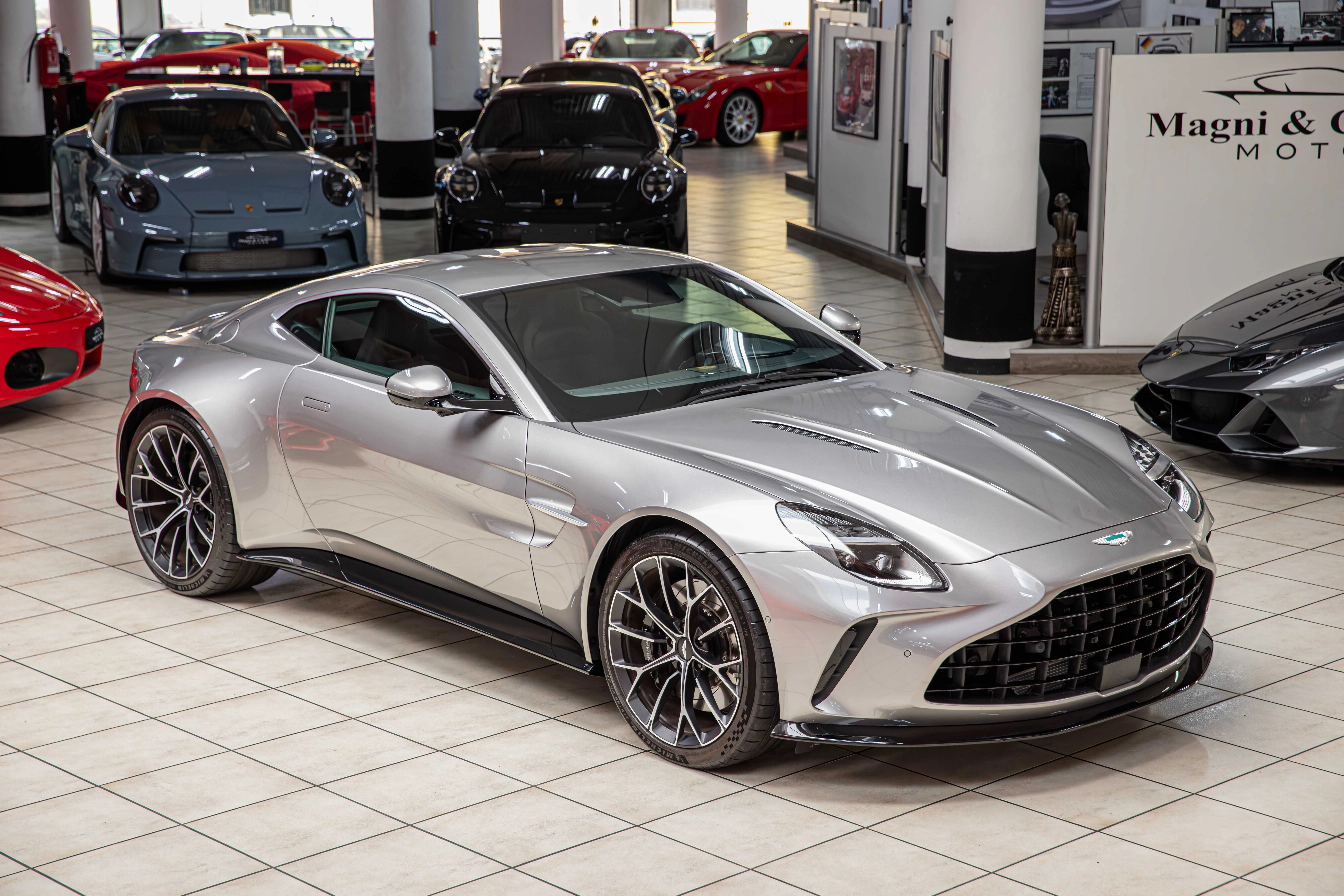 2024 Aston Martin Vantage, 3/30