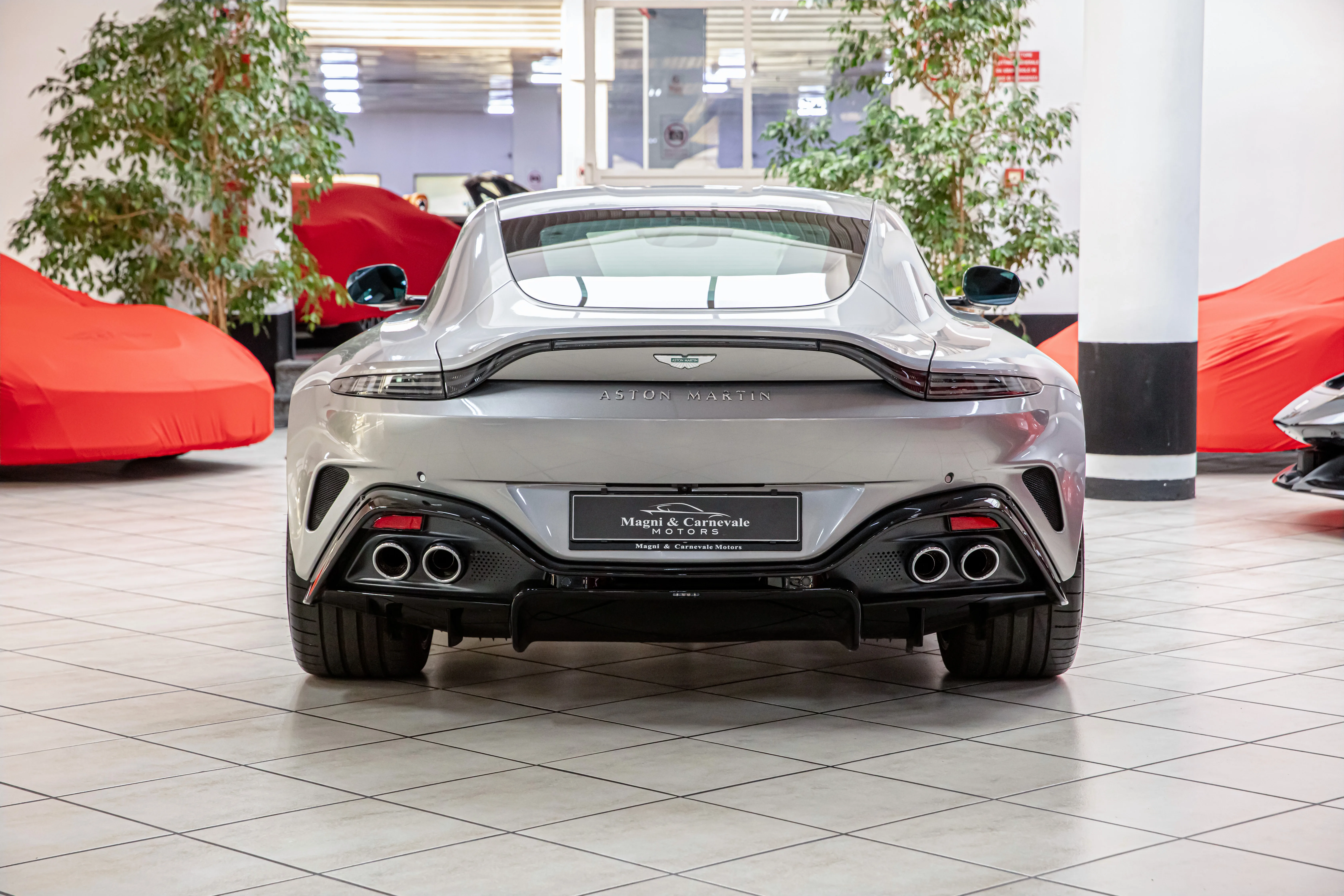 2024 Aston Martin Vantage, 8/30