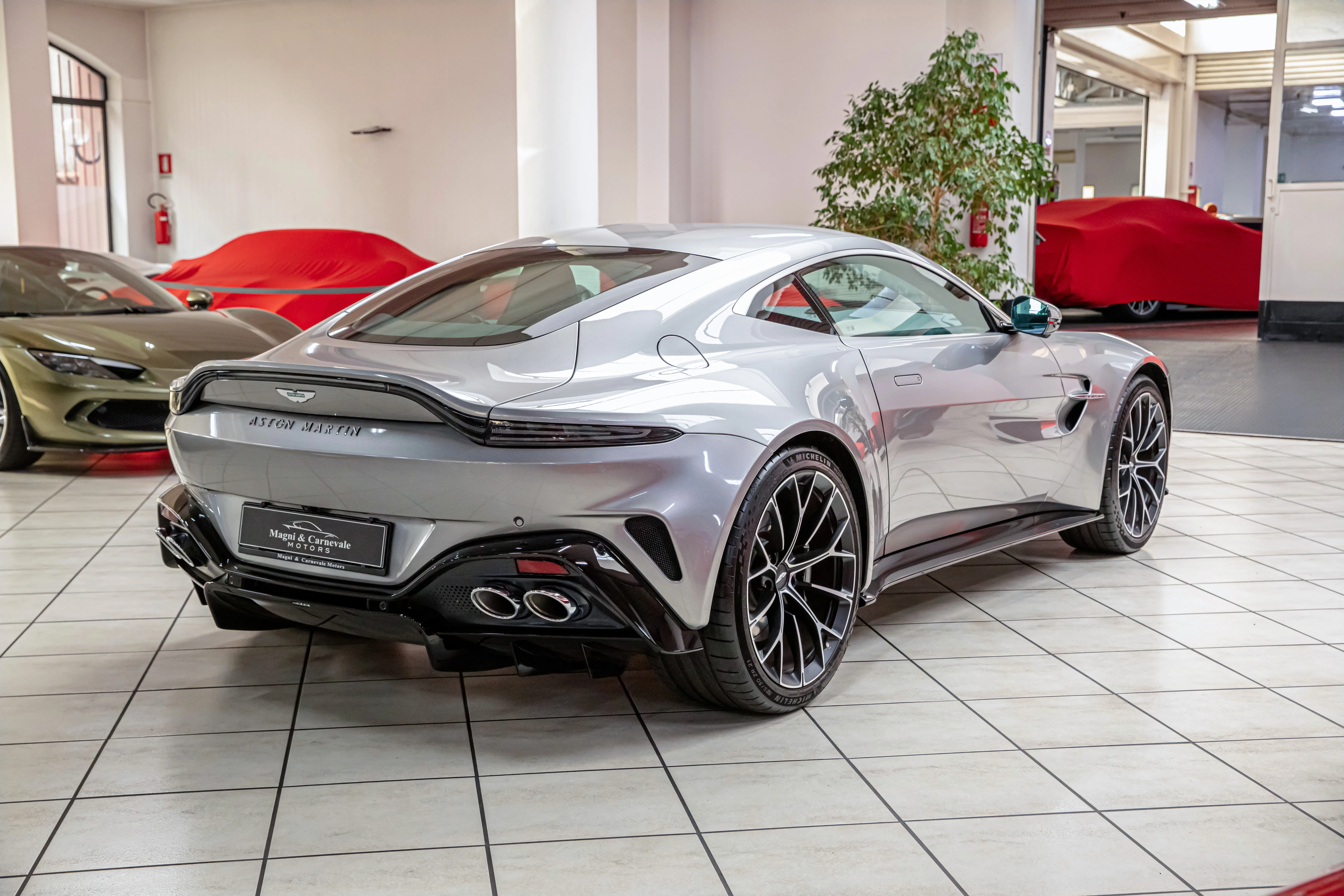 2024 Aston Martin Vantage, 9/30