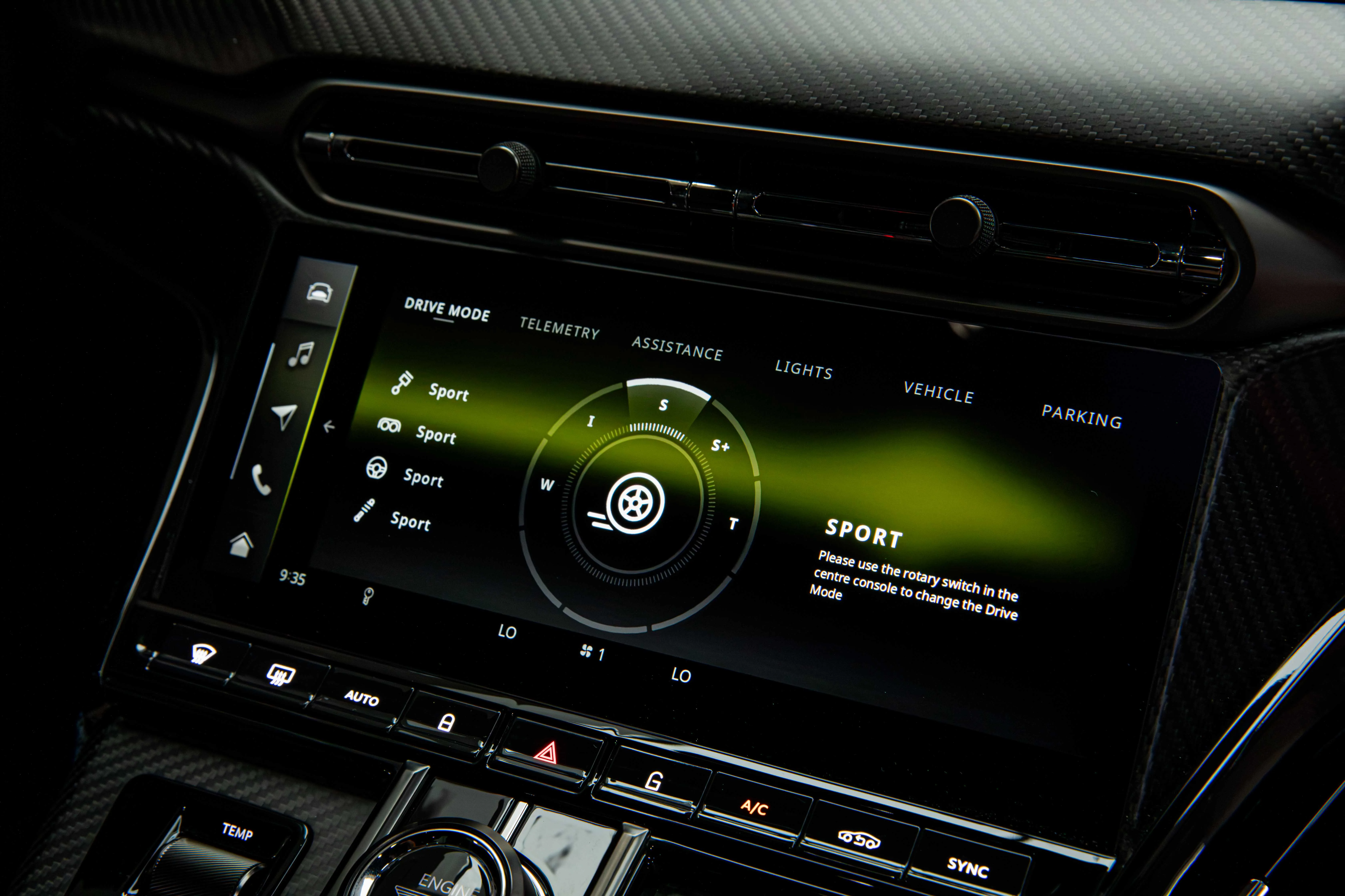 2024 Aston Martin Vantage, 18/30