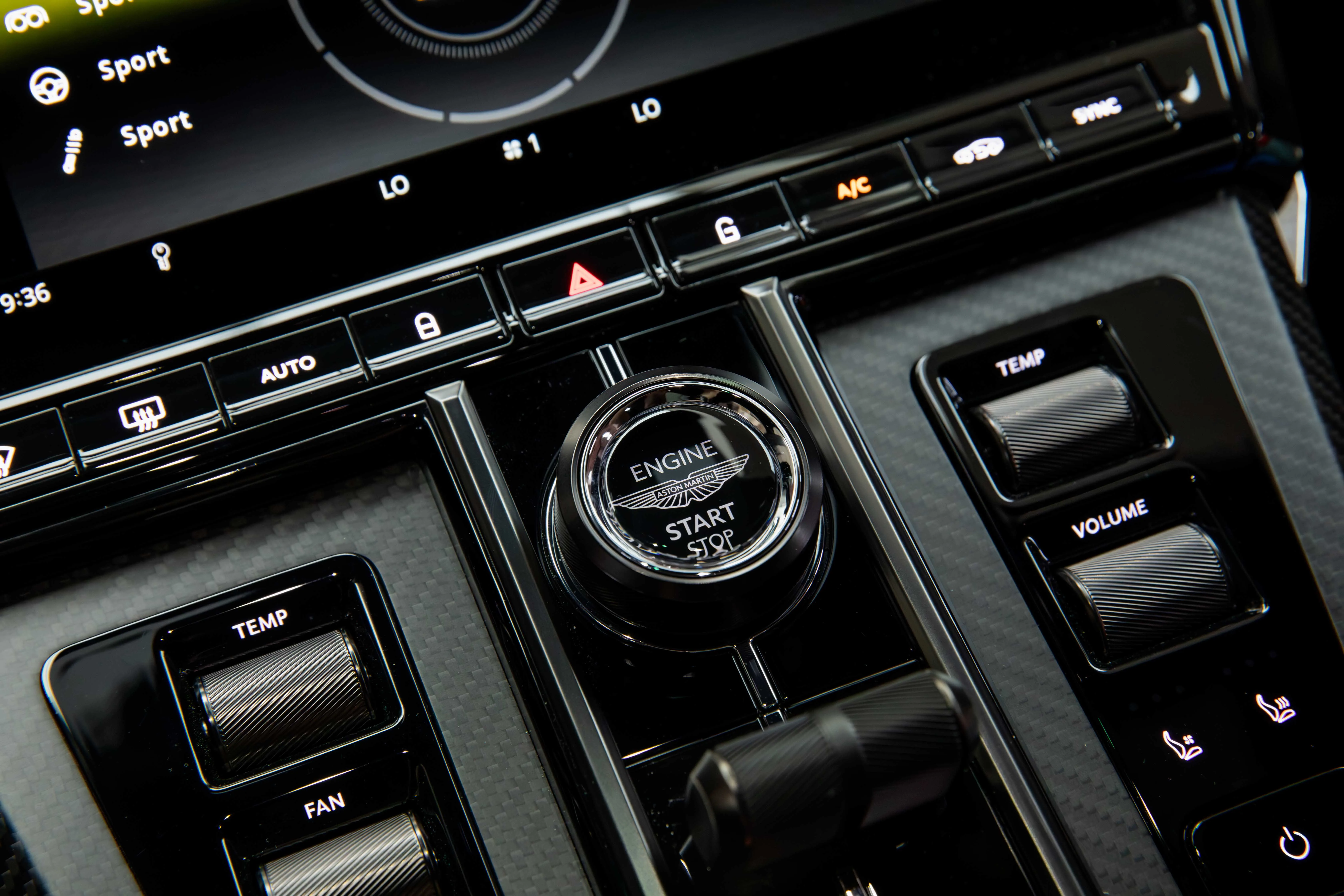 2024 Aston Martin Vantage, 19/30