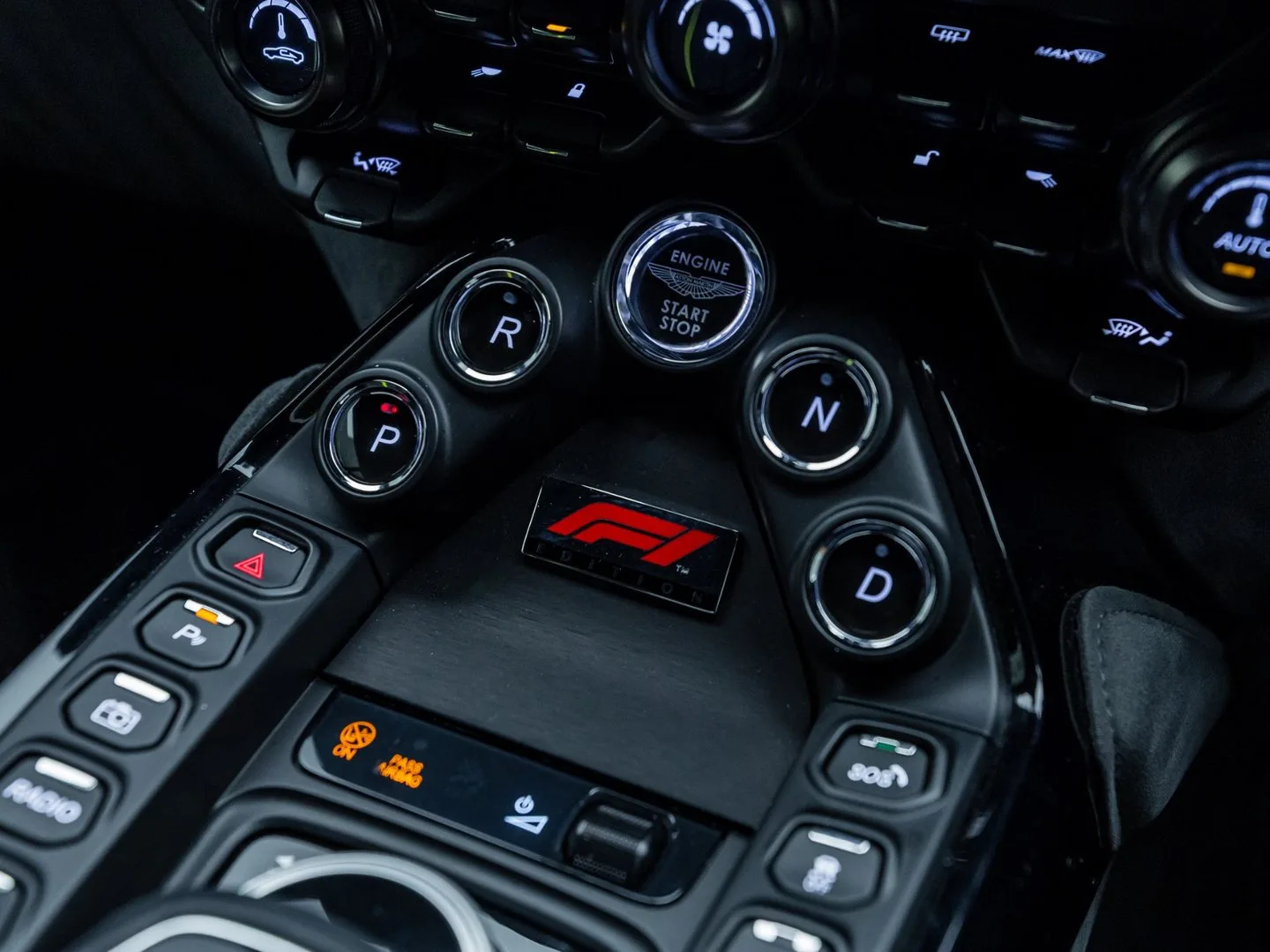 2024 Aston Martin Vantage F1 Edition, 3/30