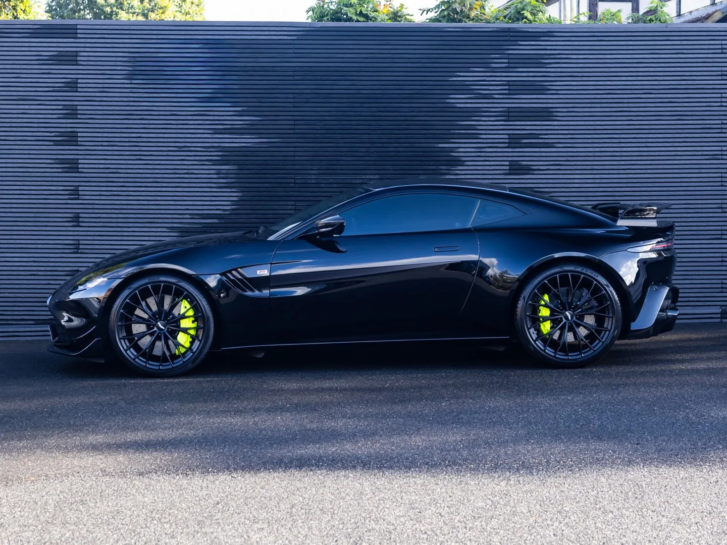 2024 Aston Martin Vantage F1 Edition, 4/30