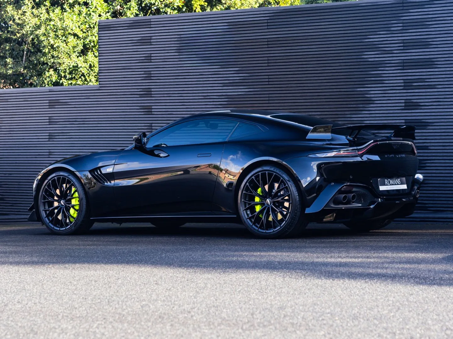 2024 Aston Martin Vantage F1 Edition, 18/30